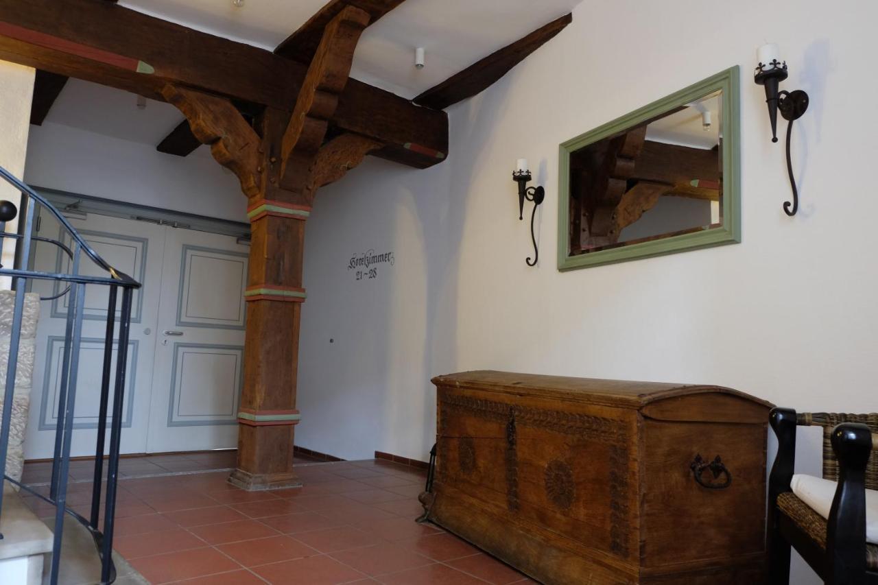 Altes Rathaus Hotel-Restaurant-Cafe Wolfhagen المظهر الخارجي الصورة